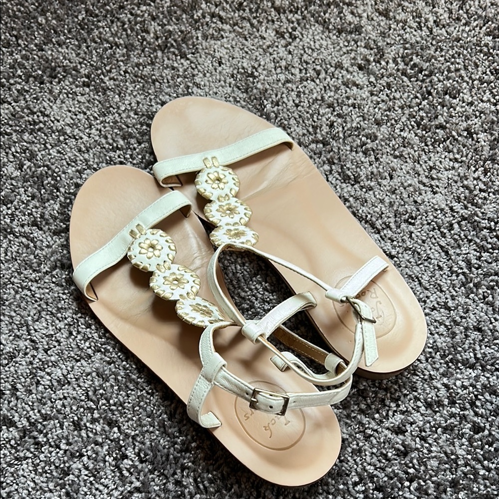 Stylish Women's Sandals with Floral Accents